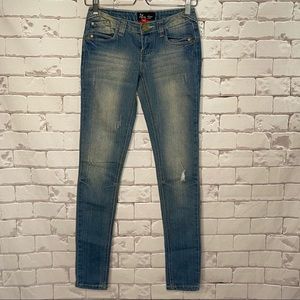 Eighty Eight Skinny Jeans Size 1